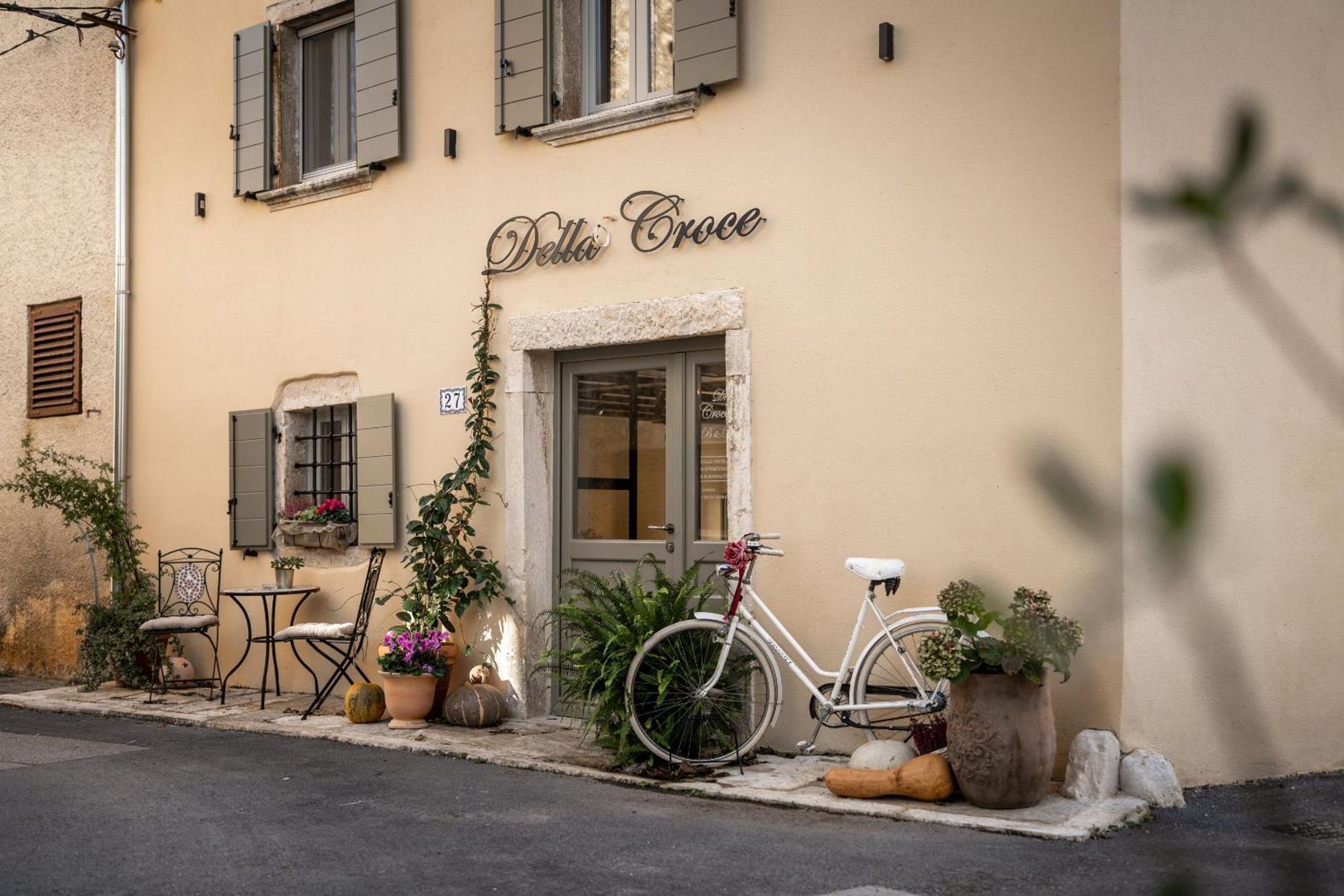 Della Croce Bed&Breakfast Svetvincenat Bagian luar foto