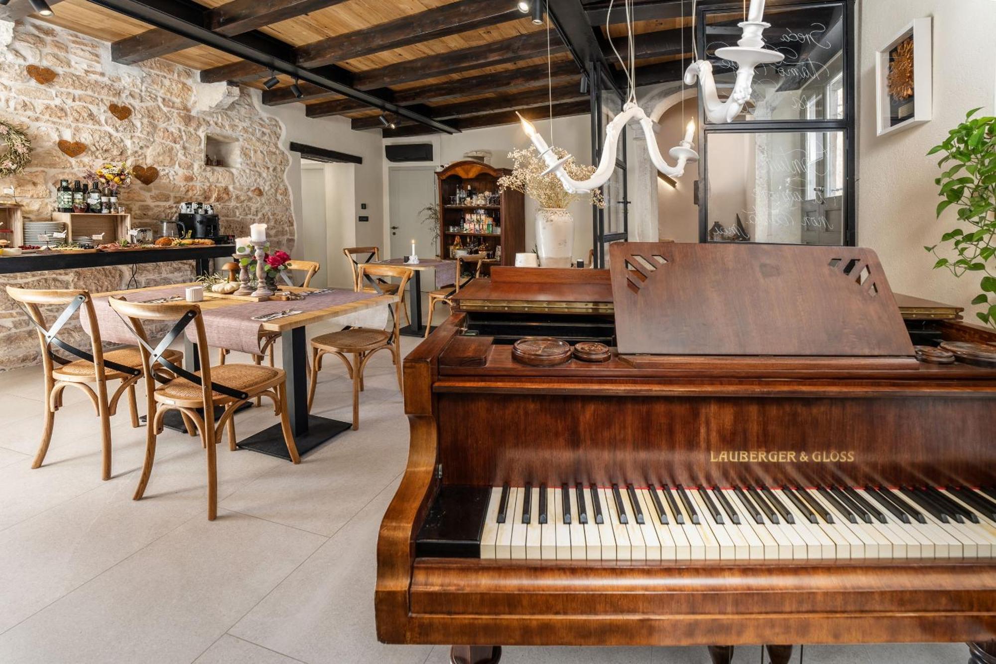 Della Croce Bed&Breakfast Svetvincenat Bagian luar foto