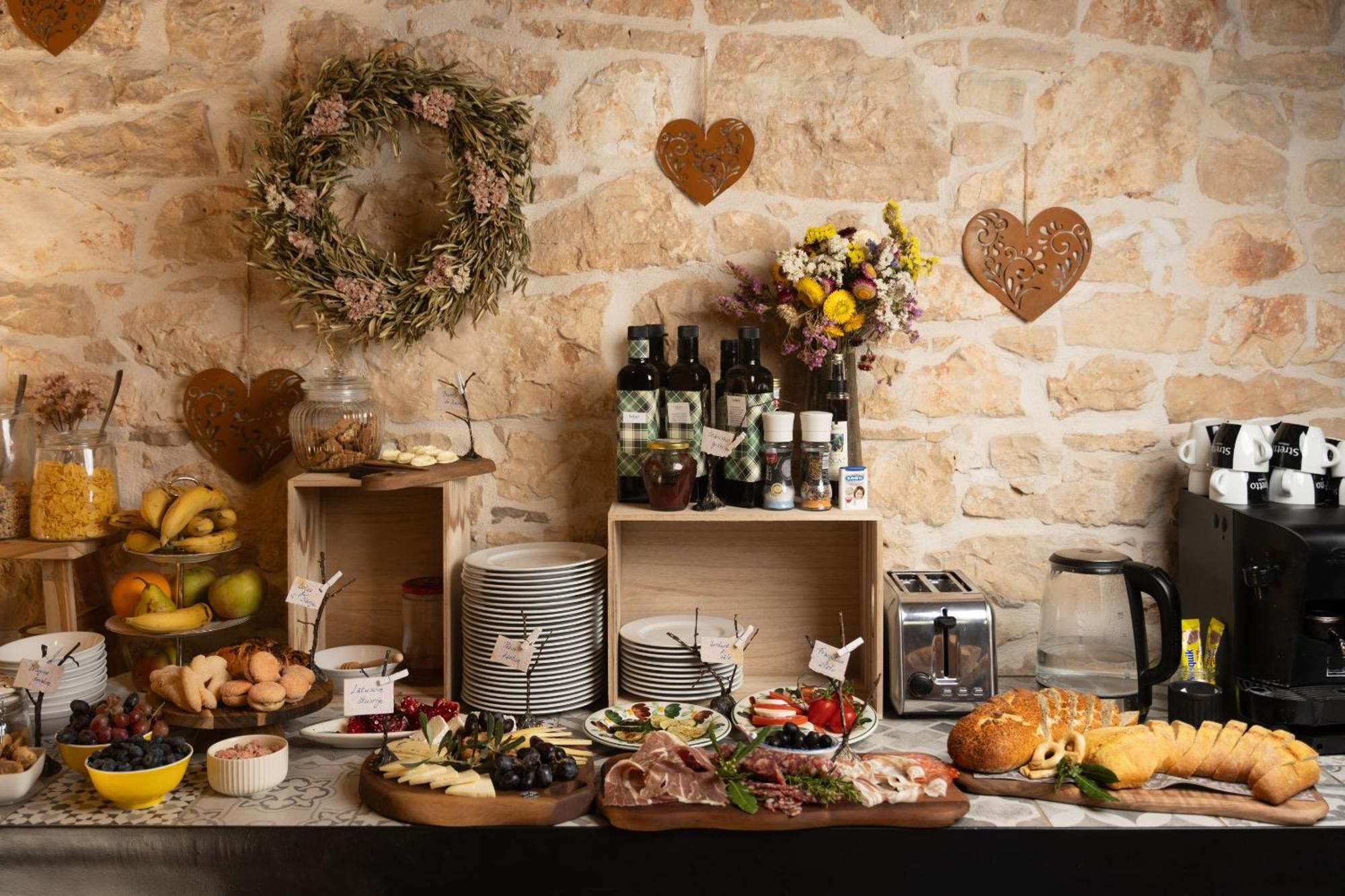 Della Croce Bed&Breakfast Svetvincenat Bagian luar foto