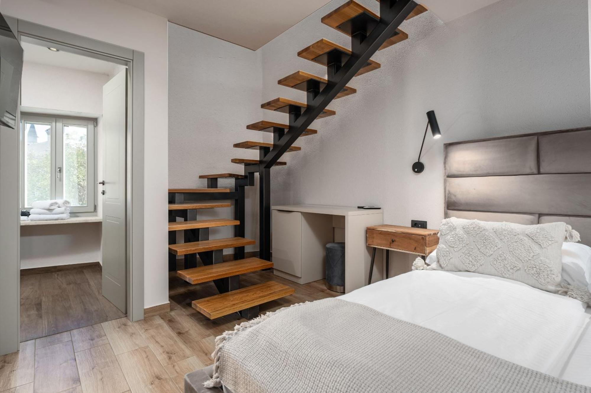 Della Croce Bed&Breakfast Svetvincenat Bagian luar foto