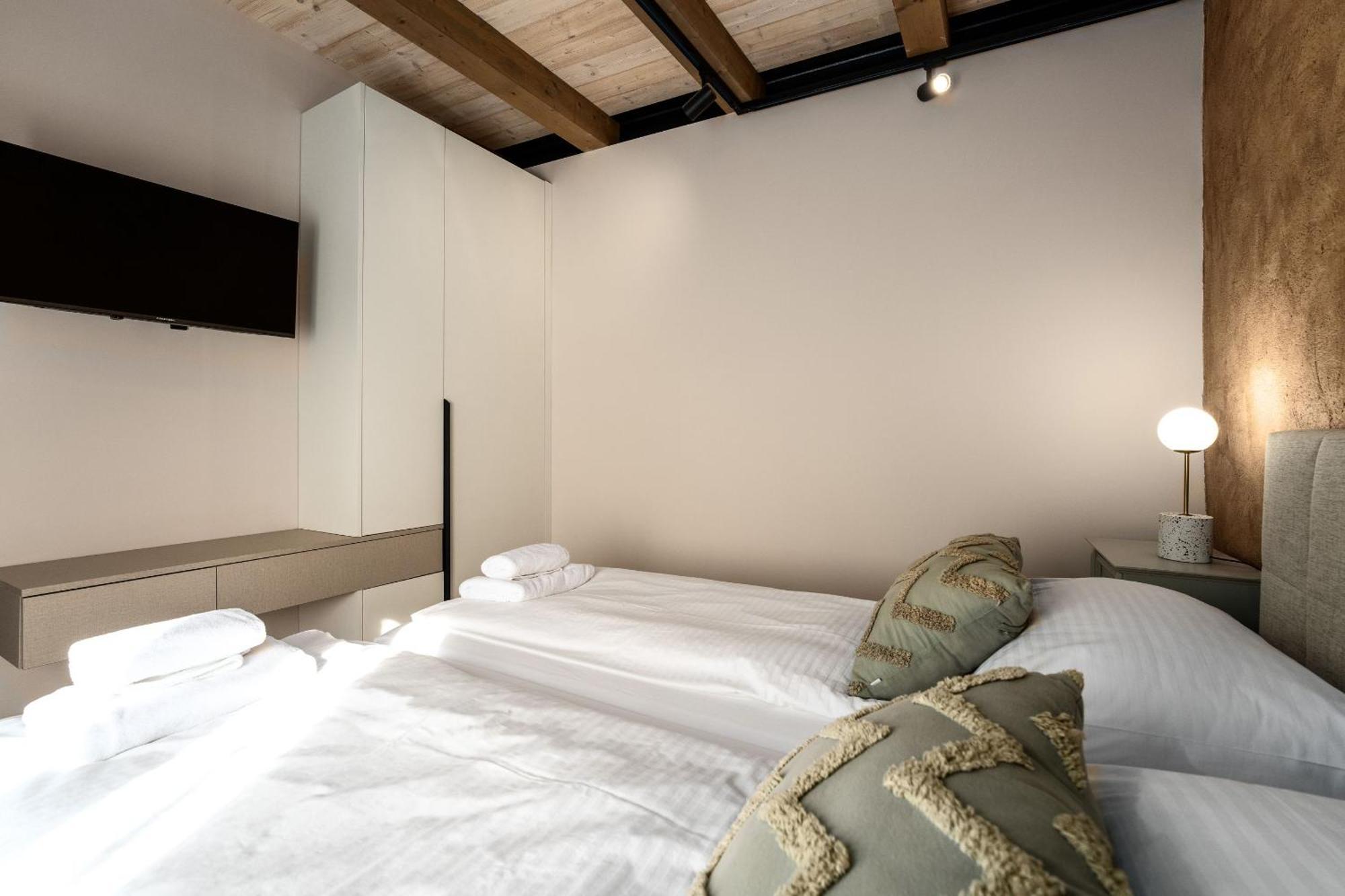 Della Croce Bed&Breakfast Svetvincenat Bagian luar foto