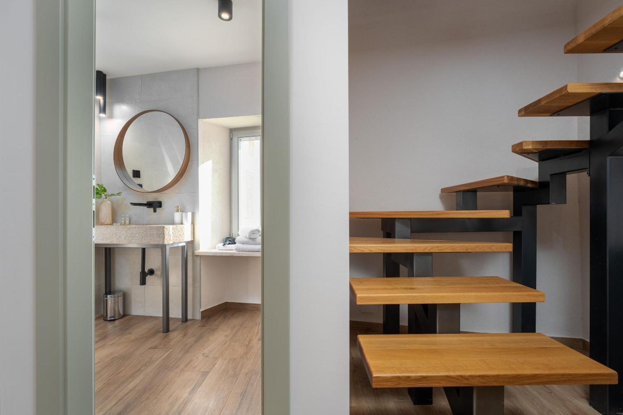 Della Croce Bed&Breakfast Svetvincenat Bagian luar foto